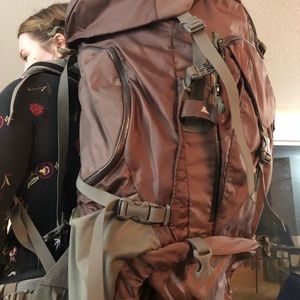 Backpacking travel Gregory like new backpack